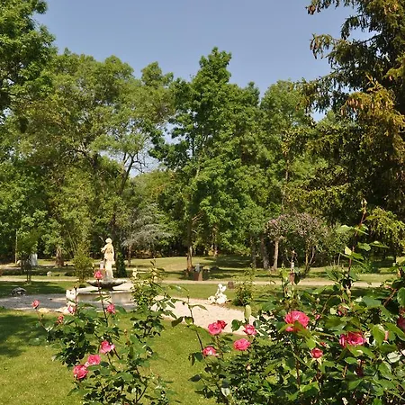 Le Moulin De Rudelle 3*