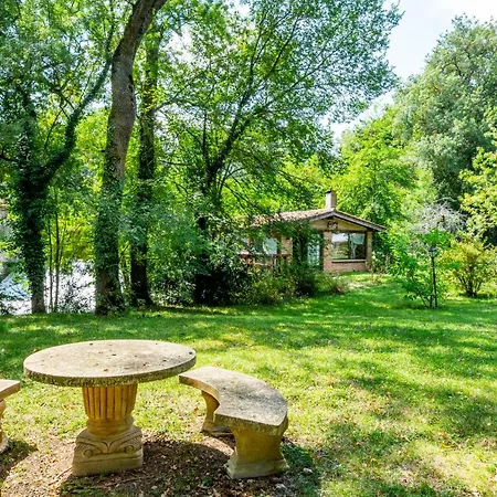 Le Moulin De Rudelle 3*