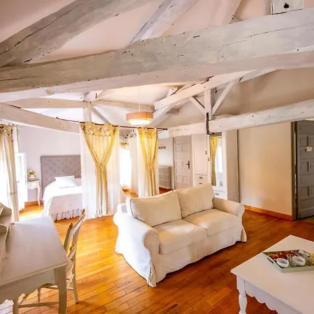 Le Moulin De Rudelle