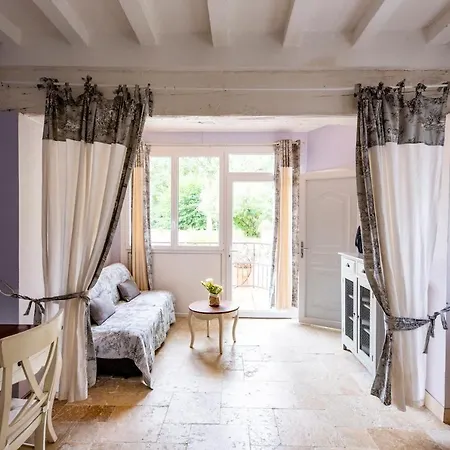 Hotel Le Moulin De Rudelle 3*