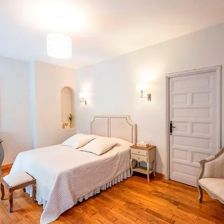 Le Moulin De Rudelle 3*