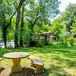 Le Moulin De Rudelle 3*