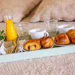 Le Moulin De Rudelle Hotel