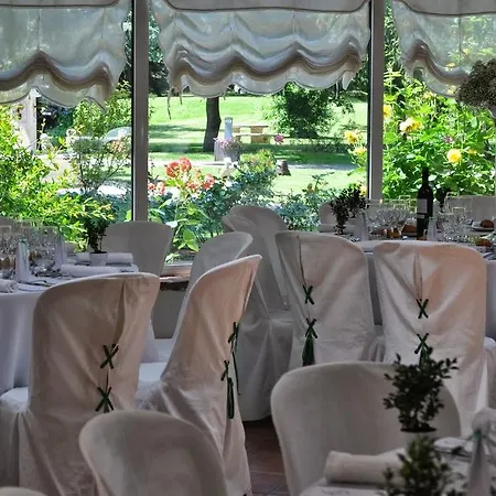 Le Moulin De Rudelle Hotel 3*