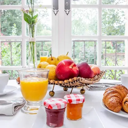 Le Moulin De Rudelle Hotel