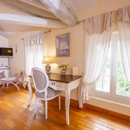 Le Moulin De Rudelle Отель
