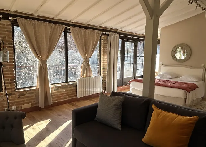 Le Moulin De Rudelle Hotel Muret