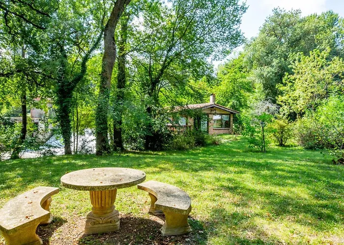 Le Moulin De Rudelle 3*