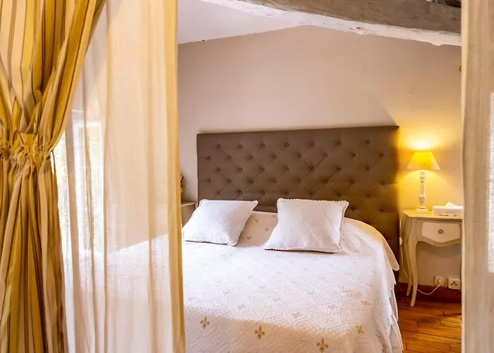 Hotel Le Moulin De Rudelle 3*