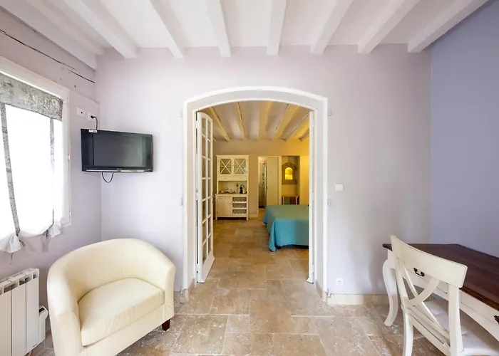 Le Moulin De Rudelle Hotel